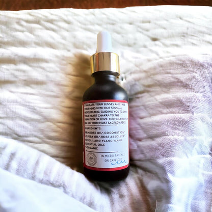 Divinity female ritual oil